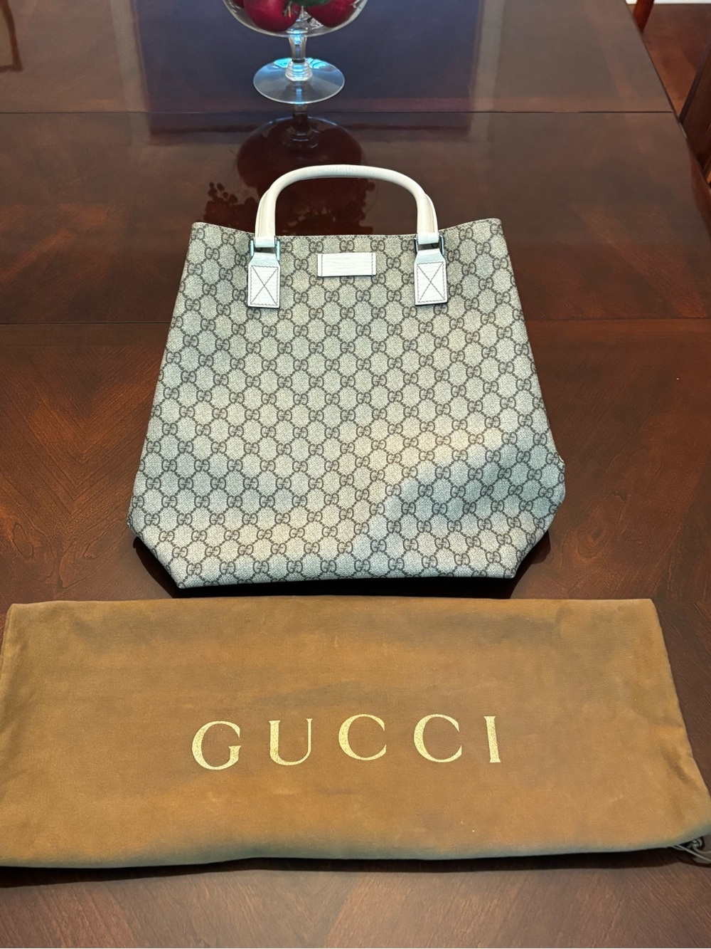Gucci Beige/White GG Supreme Canvas Top-Handle Tote - Picture 1 of 12